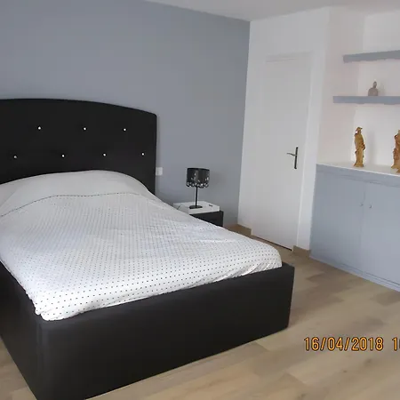 Comme Chez Soi En Champagne Fromentieres (Marne)