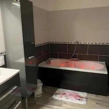 Comme Chez Soi En Champagne *